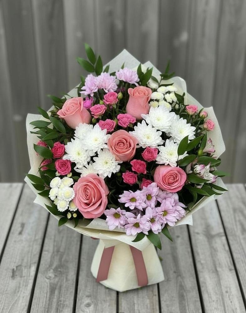 Букет цветов из: Альстромерии, Гвоздики, Розы и Хризантемы в Ябедино