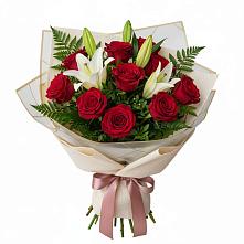 Букет цветов из:  Лилии и Розы в Ябедино