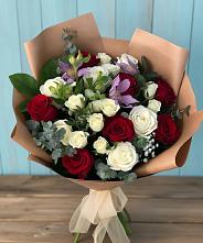 Букет цветов из:  Розы и Альстромерии в Ябедино