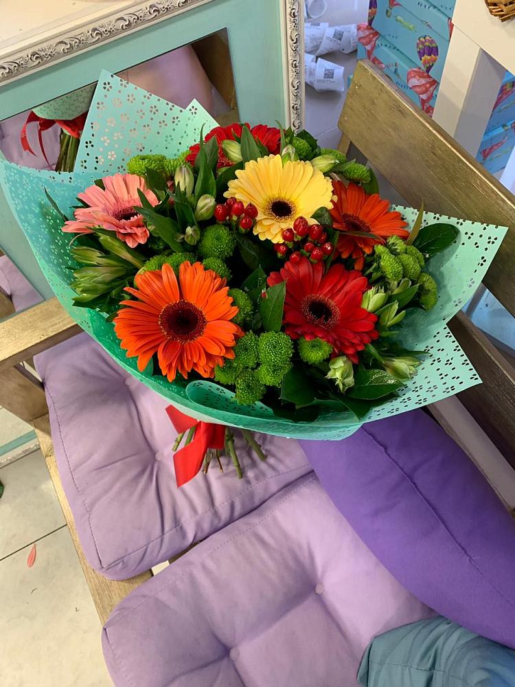 Букет цветов из: Герберы, Хризантемы и Альстромерии в Ябедино