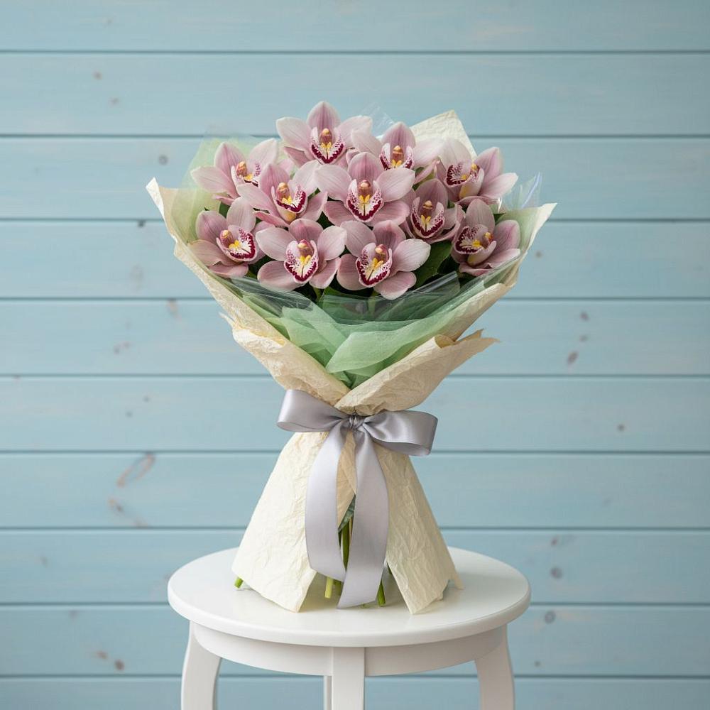 Букет цветов из: Орхидеи и Розы в Ябедино