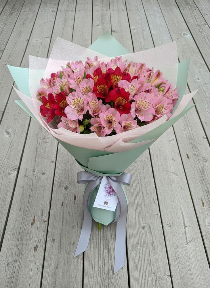 Букет цветов из: Альстромерии в Ябедино