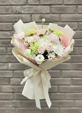 Букет цветов из:  Гвоздики, Розы, Лизиантусы и Хризантемы в Ябедино
