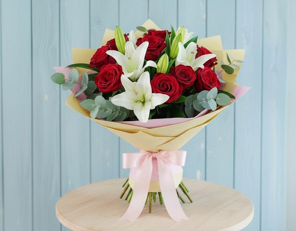 Букет цветов из: Лилии и Розы в Ябедино